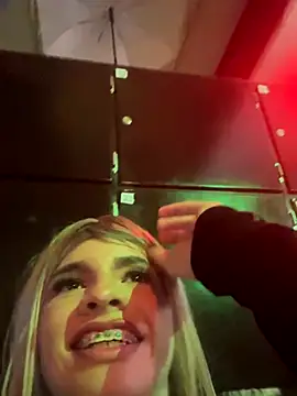 ValerySalasar online show from 16, 11, 2025