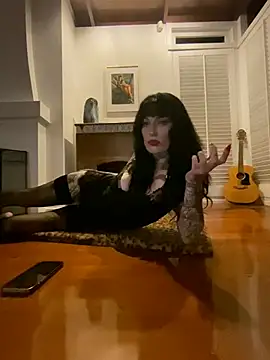 Snapshot of heavymetalvixen chatting on 10, 3, 2026 heavymetalvixen online show from 10, 3, 2026