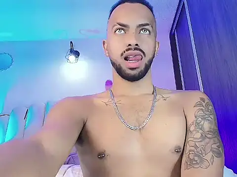 KMichelle1 online show from 17, 11, 2025