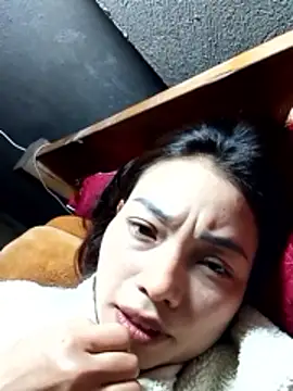Snapshot of _Su-Su_ chatting on 8, 3, 2026 Su-Su online show from 8, 3, 2026