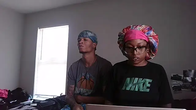 Snapshot of stellakobra chatting on 16, 4, 2026 stellakobra online show from 16, 4, 2026