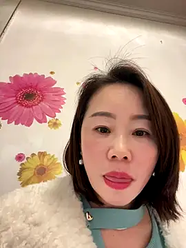 Snapshot of xiaoling2358 chatting on 14, 12, 2025 xiaoling2358 online show from 14, 12, 2025