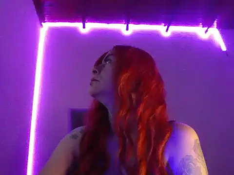 Nina-foxx online show from 18, 1, 2026