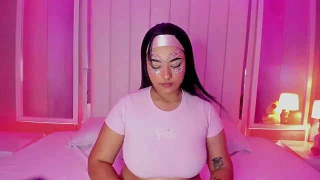 Snapshot of Kendall_curves chatting on 10, 4, 2026 Kendall curves online show from 10, 4, 2026