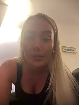 xoxohan11 online show from 8, 5, 2026