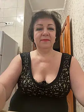 Snapshot of LittleBead522 chatting on 25, 11, 2025 LittleBead522 online show from 25, 11, 2025