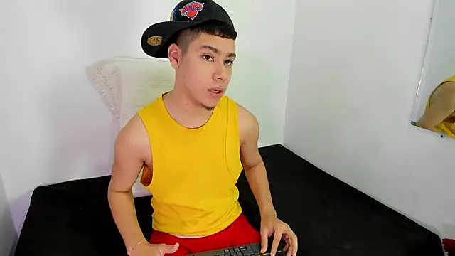 Snapshot of Lucastorrez01 chatting on 6, 3, 2026 Lucastorrez01 online show from 6, 3, 2026