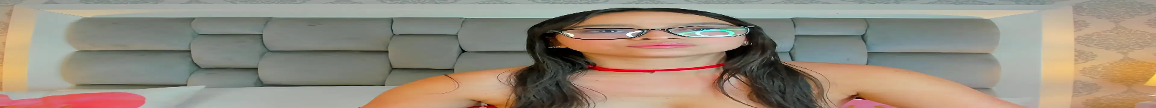 zoe quinn7 online show from 16, 1, 2026