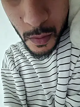 Snapshot of Riko369 chatting on 11, 4, 2026 Riko369 online show from 11, 4, 2026