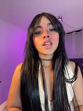 Sophie wyld online show from 29, 11, 2025