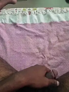 Snapshot of bbc_tamil chatting on 16, 11, 2025 bbc tamil online show from 16, 11, 2025