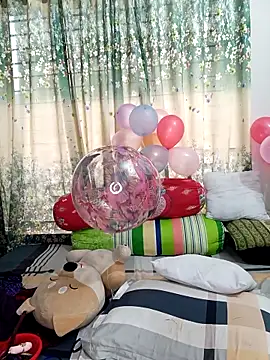 Snapshot of Sexy-Jara1 chatting on 2, 3, 2026 Sexy-Jara1 online show from 2, 3, 2026