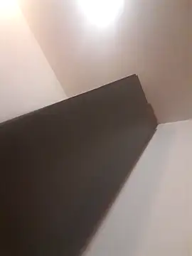 Snapshot of mi_vitor chatting on 18, 11, 2025 mi vitor online show from 18, 11, 2025