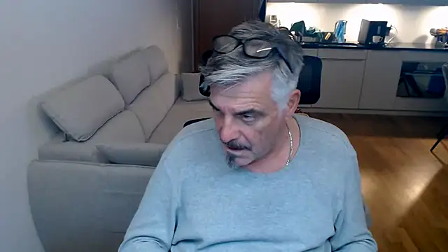 Buidapest online show from 16, 2, 2026