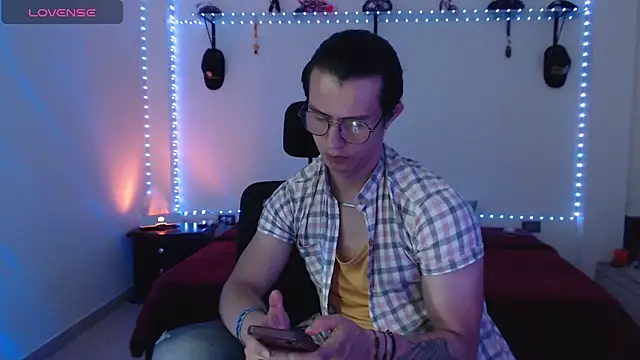Snapshot of Brandon_starkk chatting on 30, 5, 2026 Brandon starkk online show from 30, 5, 2026