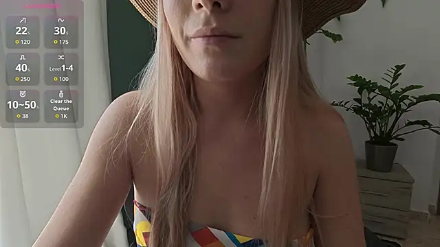 Snapshot of Emily_jayreal chatting on 21, 4, 2026 Emily jayreal online show from 21, 4, 2026