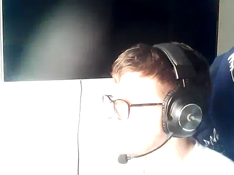 Snapshot of DesertedMonoxide chatting on 15, 3, 2026 DesertedMonoxide online show from 15, 3, 2026