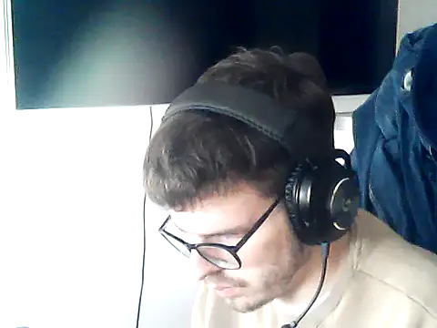 Snapshot of DesertedMonoxide chatting on 25, 3, 2026 DesertedMonoxide online show from 25, 3, 2026
