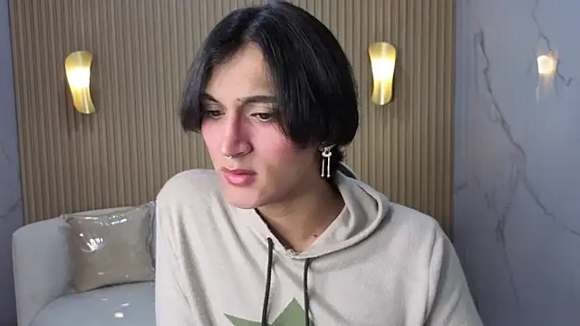 Snapshot of zoe_tp chatting on 30, 11, 2025 zoe tp online show from 30, 11, 2025