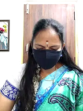 Snapshot of Queen-Neha chatting on 9, 4, 2026 Queen-Neha online show from 9, 4, 2026