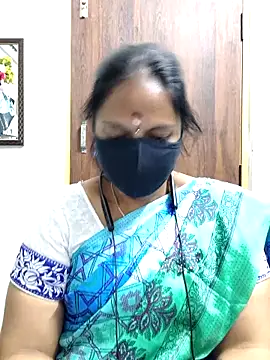 Snapshot of Queen-Neha chatting on 9, 4, 2026 Queen-Neha online show from 9, 4, 2026