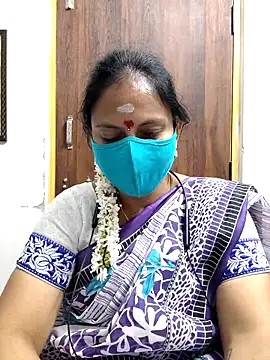 Snapshot of Queen-Neha chatting on 10, 4, 2026 Queen-Neha online show from 10, 4, 2026