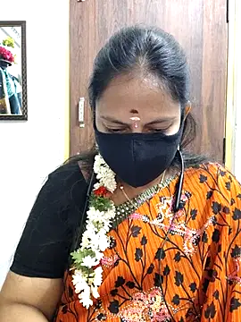 Snapshot of Queen-Neha chatting on 12, 4, 2026 Queen-Neha online show from 12, 4, 2026