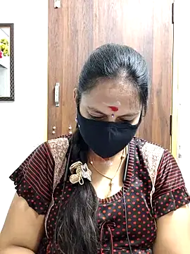 Snapshot of Queen-Neha chatting on 14, 4, 2026 Queen-Neha online show from 14, 4, 2026