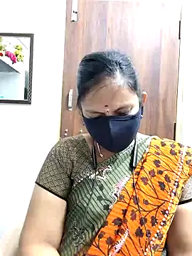 Snapshot of Queen-Neha chatting on 18, 4, 2026 Queen-Neha online show from 18, 4, 2026