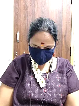 Snapshot of Queen-Neha chatting on 22, 4, 2026 Queen-Neha online show from 22, 4, 2026