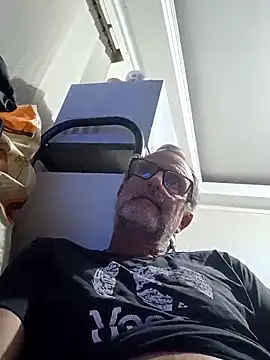 Snapshot of nard53 chatting on 10, 5, 2026 nard53 online show from 10, 5, 2026
