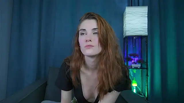 foxy cute4you online show from 2, 12, 2025