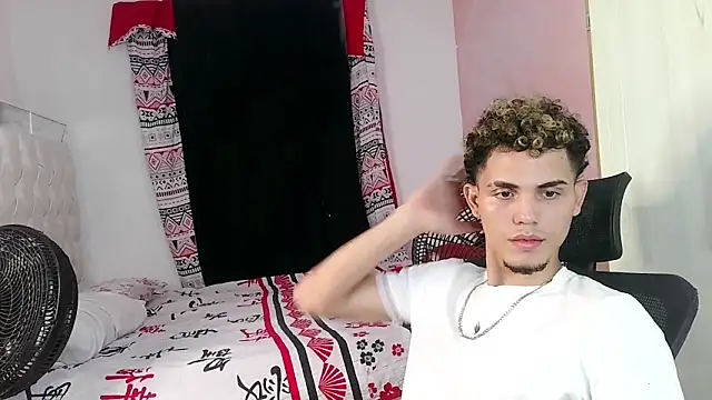 MischievousDuo online show from 1, 12, 2025