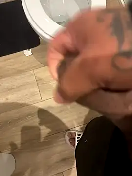 Snapshot of Pelotas2000 chatting on 24, 11, 2025 Pelotas2000 online show from 24, 11, 2025