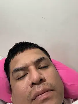 Snapshot of Pelotas2000 chatting on 26, 11, 2025 Pelotas2000 online show from 26, 11, 2025