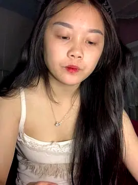 Snapshot of Baa-bee22 chatting on 4, 12, 2025 Baa-bee22 online show from 4, 12, 2025