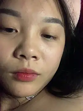 Snapshot of Baa-bee22 chatting on 14, 12, 2025 Baa-bee22 online show from 14, 12, 2025