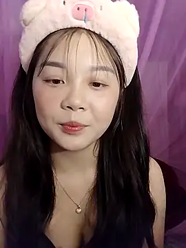 Snapshot of Baa-bee22 chatting on 27, 3, 2026 Baa-bee22 online show from 27, 3, 2026