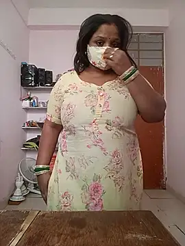 CUTE-LOVE-SWEETS online show from 18, 2, 2026