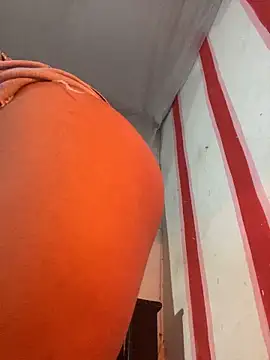 Snapshot of justcallmemargo chatting on 14, 12, 2025 justcallmemargo online show from 14, 12, 2025