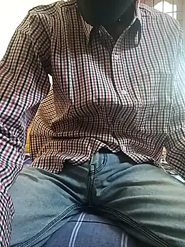 Snapshot of Shadow_Guy chatting on 22, 11, 2025 Shadow Guy online show from 22, 11, 2025