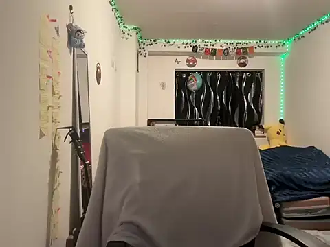 tinydaisy21 online show from 18, 11, 2025