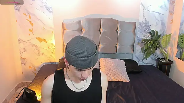 James Adams 01 online show from 14, 1, 2026