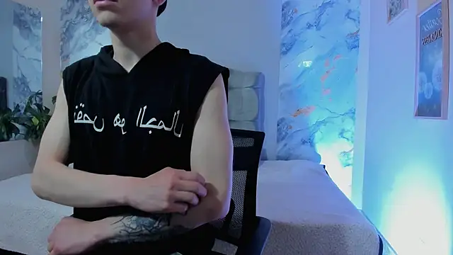 Snapshot of James_Adams_01 chatting on 20, 3, 2026 James Adams 01 online show from 20, 3, 2026