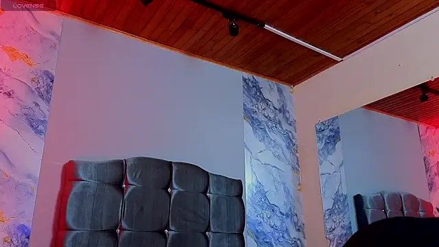 Snapshot of James_Adams_01 chatting on 17, 4, 2026 James Adams 01 online show from 17, 4, 2026