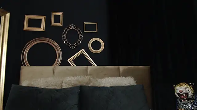 Snapshot of Lethia_Void chatting on 29, 11, 2025 Lethia Void online show from 29, 11, 2025