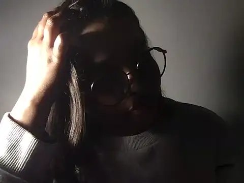 raveena hot online show from 19, 12, 2025