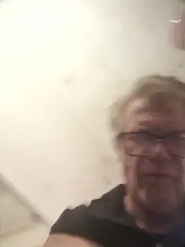 Snapshot of Hardwarelane67 chatting on 18, 3, 2026 Hardwarelane67 online show from 18, 3, 2026