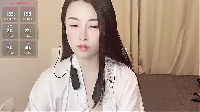 Snapshot of little-monster chatting on 3, 12, 2025 little-monster online show from 3, 12, 2025