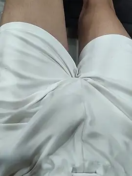 Snapshot of berkkderlerr chatting on 18, 4, 2026 berkkderlerr online show from 18, 4, 2026